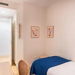 Spacious And Elegant Oasis In The Best Location