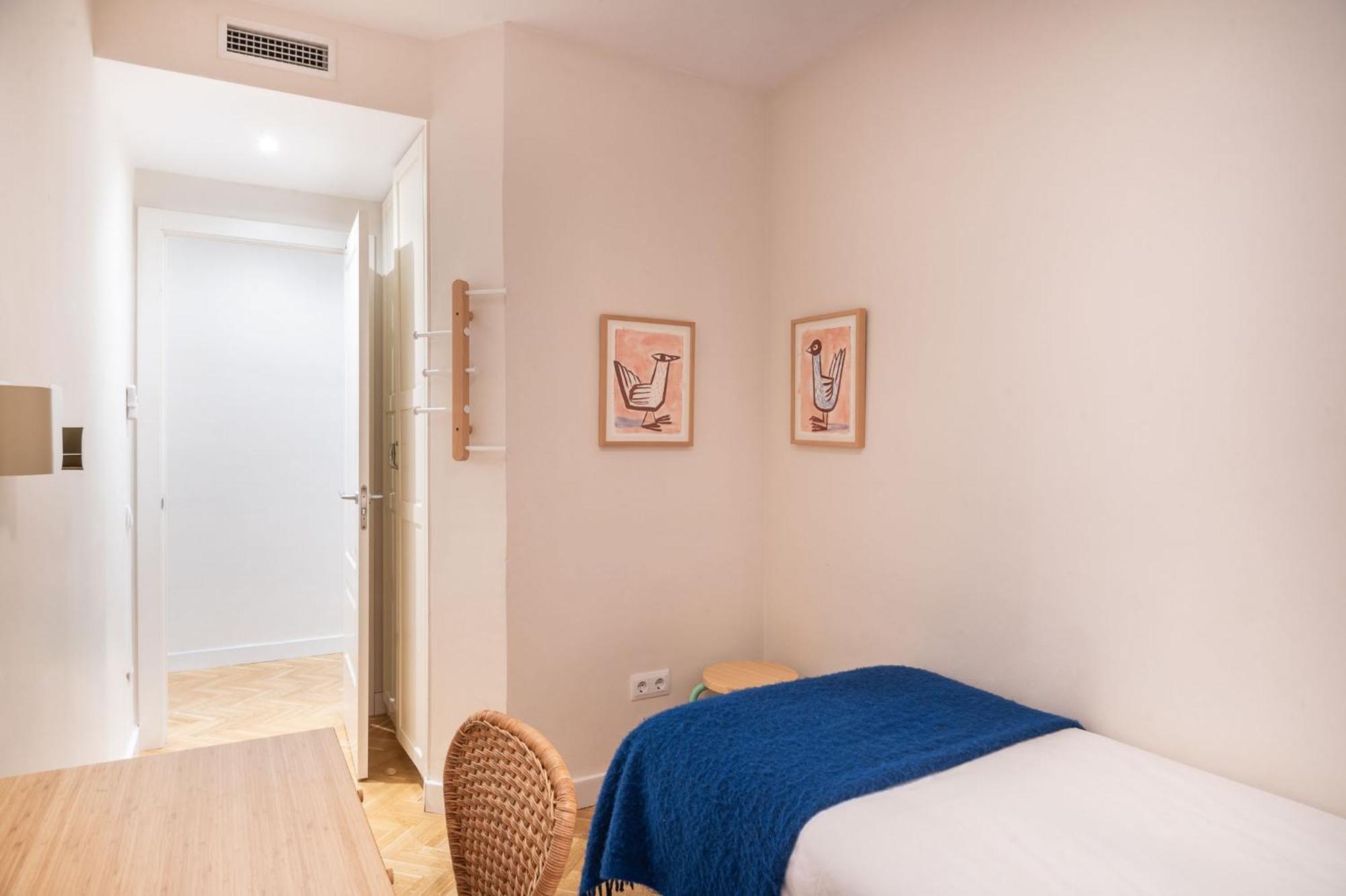 Spacious And Elegant Oasis In The Location Appartement *