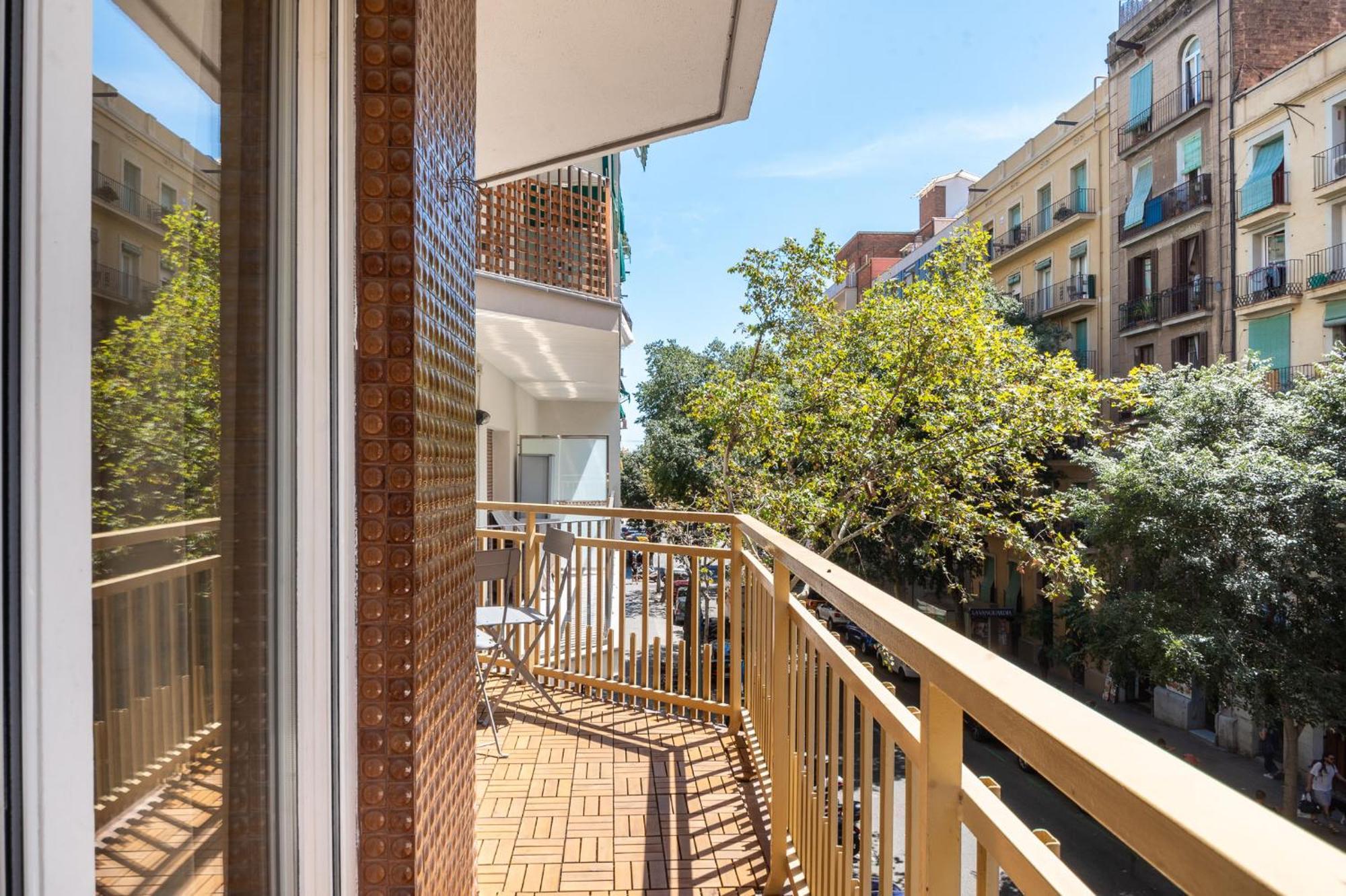 Spacious And Elegant Oasis In The Location * Barcelone