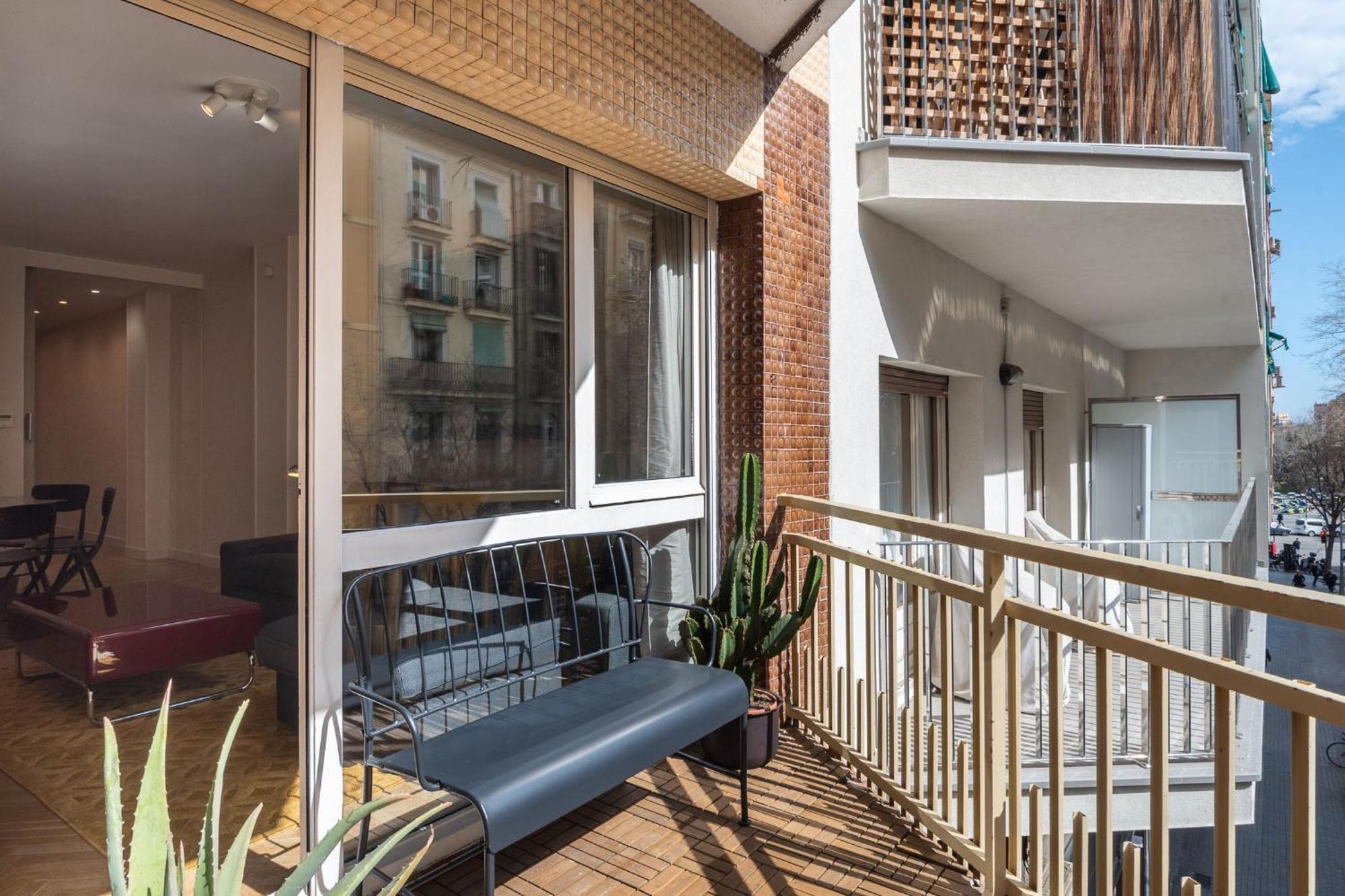 Spacious And Elegant Oasis In The Location * Barcelone